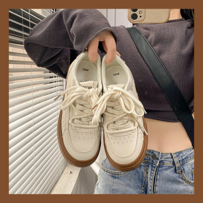 Comfortable platform shoes for women A04